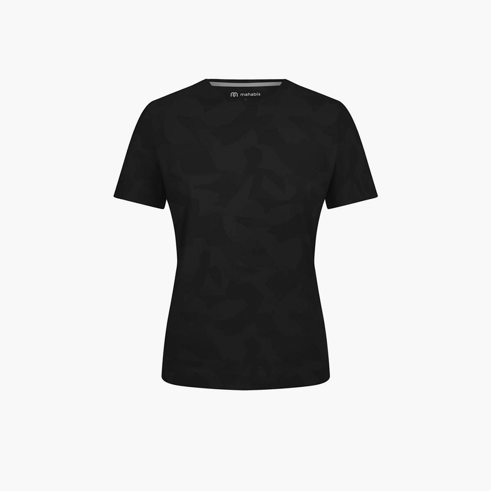 1 Short Sleeved T-shirt